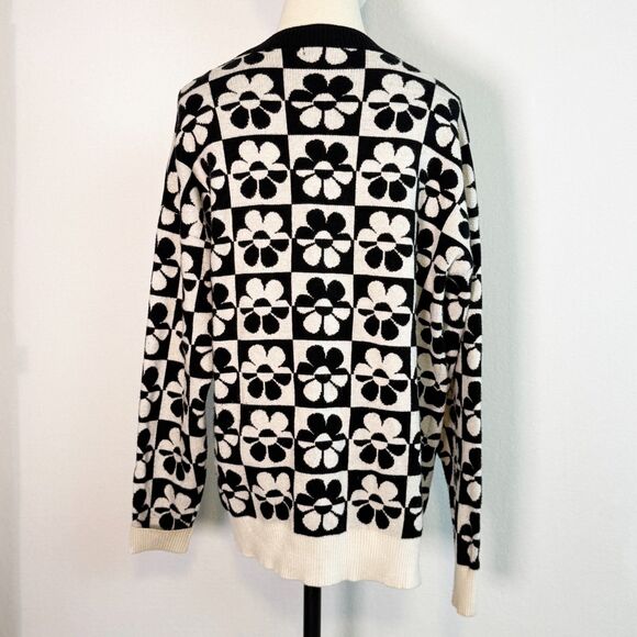 Forever 21 | Daisy Black and White Cardigan | Sz S Baggy - Picture 4 of 9
